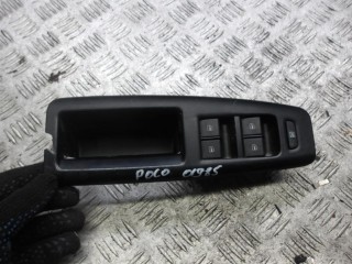 блок управления стеклоподъемниками Volkswagen Polo 4 поколение 2004, 1.2 л., бензин, МКПП, хетчбэк 5 дв., 6Q0959858, 6Q0959858A