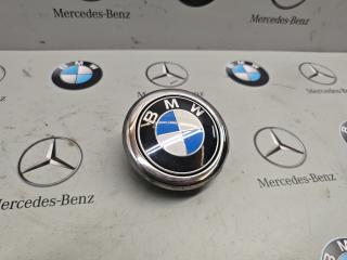 эмблема BMW 1 серия F20/F21 2012, 7248535