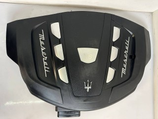 декоративная крышка двигателя Maserati Levante 1 поколение 2017, 3.0 л., A630HP, дизель, АКПП, blue, внедорожник 5 дв., полный привод, правый руль, 670005143