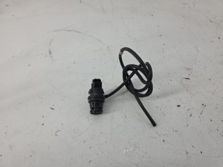 насос (моторчик) омывателя стекла Mazda 6 3 поколение [рестайлинг] 2016, 2.2 л., дизель, АКПП, седан, передний привод, правый руль, 8603109220