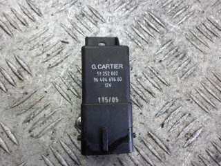 реле накала свечей Citroen C5 1 поколение [рестайлинг] 2005, 1.6 л., дизель, МКПП, универсал, 9640469680