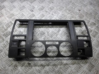 рамка под магнитолу Volkswagen Transporter T5 2006, 1.9 л., дизель, МКПП, микроавтобус, 7H0857237E
