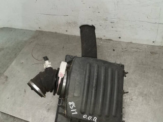 корпус воздушного фильтра Opel Omega B 1999, 2.0 л., 20 SE, бензин, 5МКПП, черный, универсал