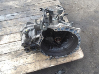 КПП механическая (МКПП) Hyundai Elantra XD [рестайлинг] 2003, 1.6 л., бензин, МКПП, хетчбэк 5 дв., J31873