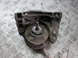 подушка крепления двигателя Audi A6 4A/C4 1995, 443199382C