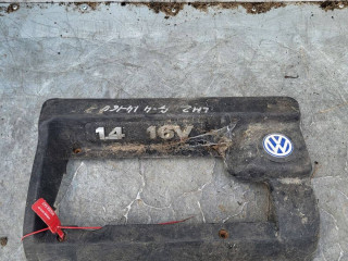 декоративная крышка двигателя Volkswagen Golf 4 поколение 1999, 1.6 л., универсал