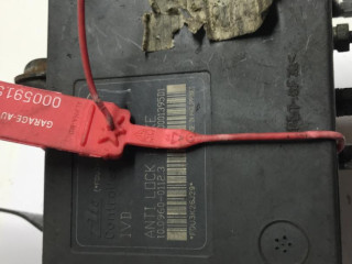 блок ABS Ford C-Max 1 поколение 2004, 2.0 л., дизель, МКПП, минивэн, 3M51-2C405-AF, 10.0960-0112.3, 10.0206-0137.4