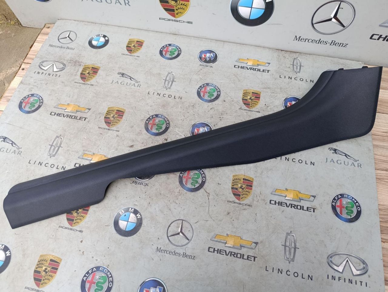 накладка на порог внутренняя BMW 4 серия G22/G23 2022, 3.0 л., бензин, c4f, кабриолет, полный привод, 7491190 - фото №1