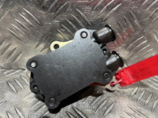 насос топливоподкачивающий ТНВД Audi A8 D2/4D [рестайлинг] 2001, 3.3 л., дизель, АКПП, седан, 057127023B, 0440020009