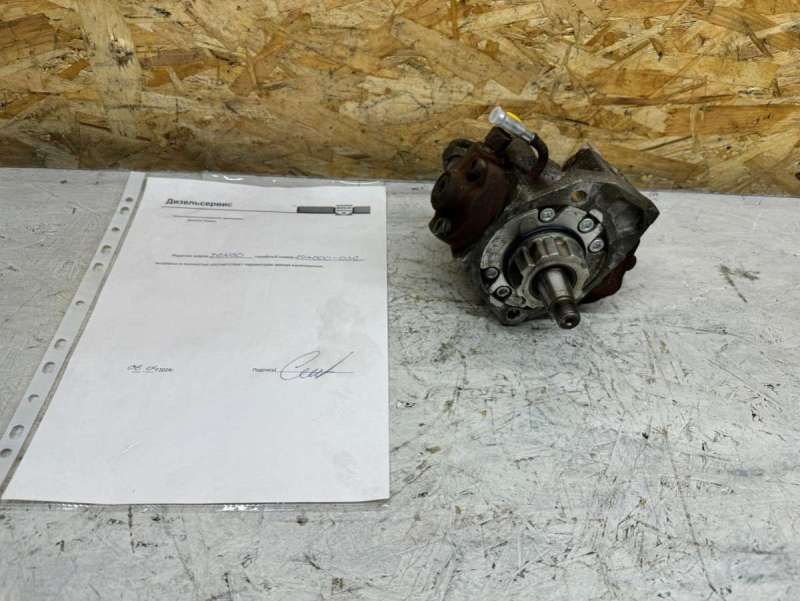ТНВД Toyota Hilux 7 поколение 2007, 3.0 л., дизель, 2210030090, 2210030040, 2940000369, 2940000360, 2940000361, 2940000700 - фото №1