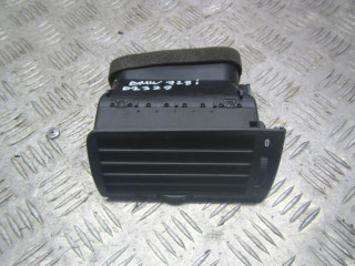 дефлектор обдува салона BMW 7 серия E38 1997, 2.8 л., бензин, АКПП, седан, 8390114