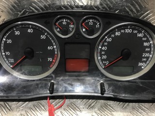 щиток приборов (приборная панель) Volkswagen Passat B5 [рестайлинг] 2002, универсал, 3B0920827, 0263638030, RB8