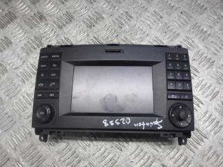 магнитола Mercedes-Benz Sprinter 2 поколение [рестайлинг] (W906) 2017, 2.2 л., дизель, МКПП, микроавтобус, A9069000904