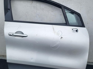 дверь передняя правая Renault Captur 1 поколение 2017, 1.5 л., дизель, АКПП, внедорожник 5 дв.