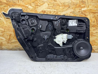 стеклоподъемник передний левый Mercedes-Benz GLA-Класс X156 2016, A1767200179, A2469065100