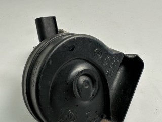 сигнал (клаксон) Mercedes-Benz CLS-Класс C218 [рестайлинг] 2016, 3.0 л., OM 642.852, дизель, АКПП, белый 799, седан, задний привод, правый руль, A0075427020, A0075426920