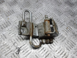 петля двери Audi A6 4B/C5 1999, 4B0831411