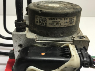 блок ABS Peugeot 208 1 поколение 2013, 1.4 л., дизель, 5МКПП, хетчбэк 5 дв., 10.0915-1178.3, 9806891780, 10.0220-0257.4, 10.0622-3389.1, 28.5150-5020.3