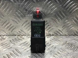 реле накала свечей Citroen C4 Picasso 1 поколение 2013, 1.6 л., HDi, дизель, МКПП, 9802424080, 51299065