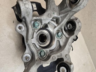 кулак задний левый Fiat 124 Spider 1 поколение 2020, 1.4 л., АКПП, красный, кабриолет, задний привод, 6000614671