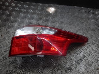 фонарь задний правый Ford Focus 3 поколение 2013, 1.6 л., дизель, МКПП, универсал