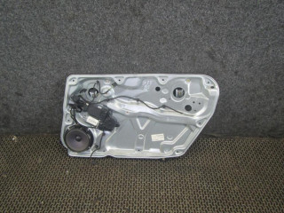 стеклоподъемник электрический передний правый Volkswagen Passat B5 2000, 2.5 л., дизель, МКПП, универсал, 3B4837752GJ