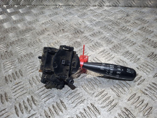 переключатель подрулевой (стрекоза) Toyota Yaris Verso 1 поколение XP20 2003, 1.4 л., дизель, 5МКПП, минивэн, 173647