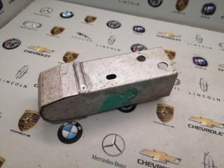 усилитель бампера переднего Alfa Romeo Stelvio 1 поколение 2018, 2.2 л., дизель, АКПП, правый руль