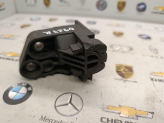 крепление кассеты радиаторов Alfa Romeo Stelvio 1 поколение 2018, 00505426850