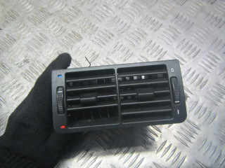 дефлектор обдува салона BMW 7 серия E38 1997, 2.8 л., бензин, АКПП, седан, 8390117