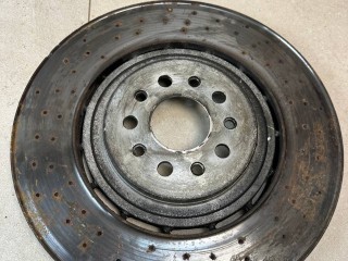 диск тормозной передний Maserati Levante 1 поколение 2017, 3.0 л., бензин, АКПП, белый, внедорожник 5 дв., полный привод, 670161629