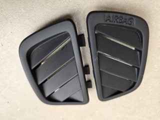 накладка на торпедо (консоль) Land Rover Range Rover Evoque L551 2020, 2.0 л., бензин, АКПП, белый, внедорожник 5 дв., полный привод, правый руль, K8D2045G51