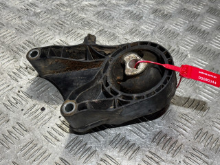 подушка крепления КПП Opel Insignia 1 поколение (A) 2010, 2.0 л., A 20 DTH, дизель, 6МКПП, универсал, 230005