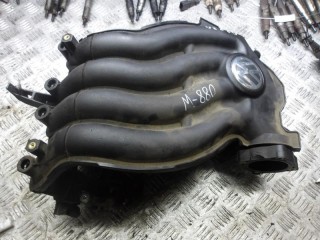 коллектор впускной Volkswagen Caddy 3 поколение 2010, 2.0 л., бензин, МКПП, фургон, 06A133203BN