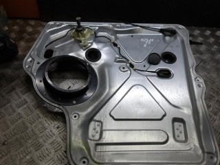 стеклоподъемник передний правый Volkswagen Transporter T5 2004, 1.9 л., дизель, МКПП, микроавтобус