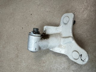 петля двери Mercedes-Benz GLK-Класс X204 [рестайлинг] 2014, 2.2 л., дизель, АКПП, белый, внедорожник 5 дв., полный привод, A2047300537