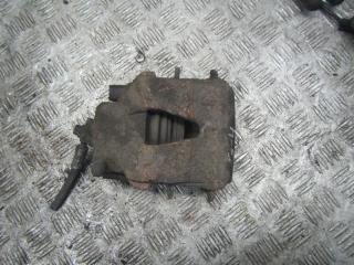 суппорт передний правый Volkswagen Golf 3 поколение 2000