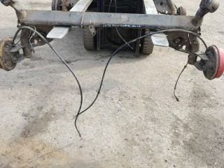 балка подвески задняя Dacia Sandero 1 поколение 2009, 1.4 л., бензин, МКПП, хетчбэк 5 дв.