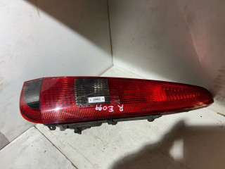 фонарь задний правый Ford Fusion 1 поколение 2004, 1.6 л., дизель, хетчбэк 5 дв.
