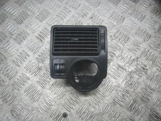 дефлектор обдува салона Volkswagen Golf 3 поколение 1999, 1.4 л., бензин, МКПП, хетчбэк 5 дв., 1J1815715A