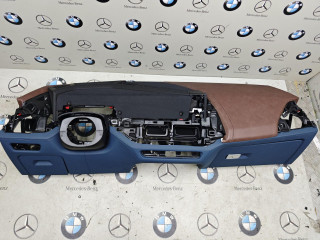 панель передняя салона (торпедо) BMW XM G09 2024, 4.4 л., бензин, 475, полный привод, 9206058
