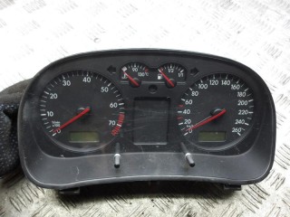 щиток приборов (приборная панель) Volkswagen Golf 4 поколение 2001, 1.6 л., бензин, МКПП, универсал, 1J0920801B