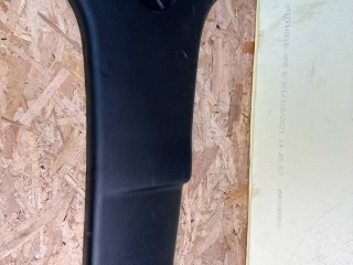 обшивка стойки центральной правой Lexus NX 1 поколение [рестайлинг] 2020, 2.5 л., гибрид, красный, полный привод, правый руль, 62413-78010