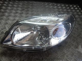 фара левая Dacia Sandero 1 поколение 2009, 1.4 л., бензин, МКПП, хетчбэк 5 дв.