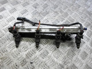 форсунка Volvo V40 1 поколение 1999, 1.8 л., бензин, 9125118