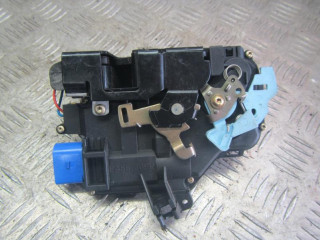 замок двери передней левой Volkswagen Golf 4 поколение 2005, 2.0 л., бензин, МКПП, хетчбэк 5 дв., 3D1837015