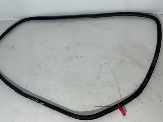 уплотнитель двери Chevrolet Equinox 3 поколение 2020, 1.5 л., бензин, АКПП, внедорожник 5 дв.