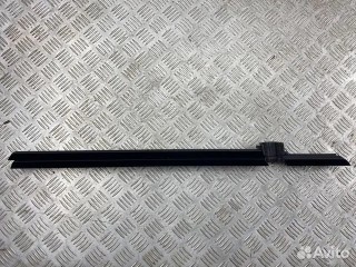 Уплотнитель стекла BMW X6 G06 (2019 - 2026), 51357437784