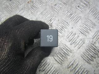 реле стеклоочистителей Volkswagen Passat B3 1990, 321955531A