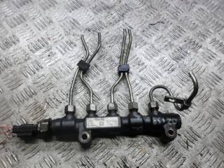 топливная рампа Peugeot 207 1 поколение [рестайлинг] 2011, 1.6 л., дизель, МКПП, универсал, 9654592680